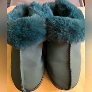Lauren Conrad slippers